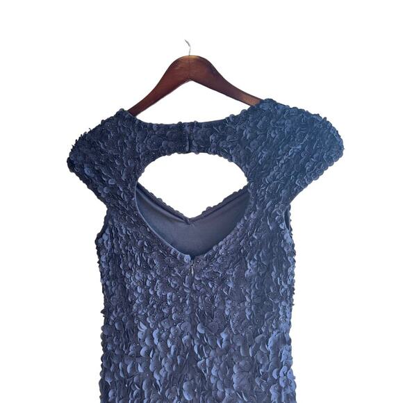 THEIA Navy Blue Beaded Petal Appliqué Dress Size 4 EUC $695 MSRP - Picture 7 of 15